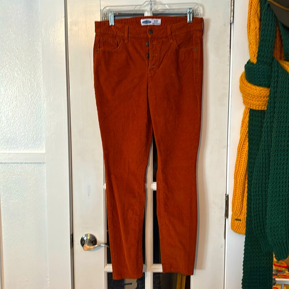 Super cute sz 10 orange Corduroy women’s old Navy